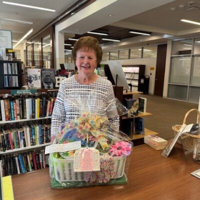 Karen Tanner basket winner